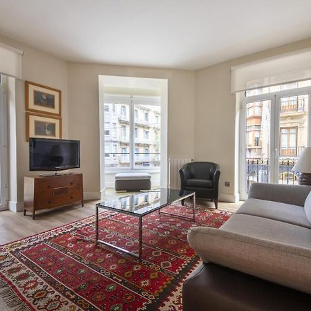 Апартаменты Urbieta Korner - Local Rentss Сан-Себастьян Экстерьер фото