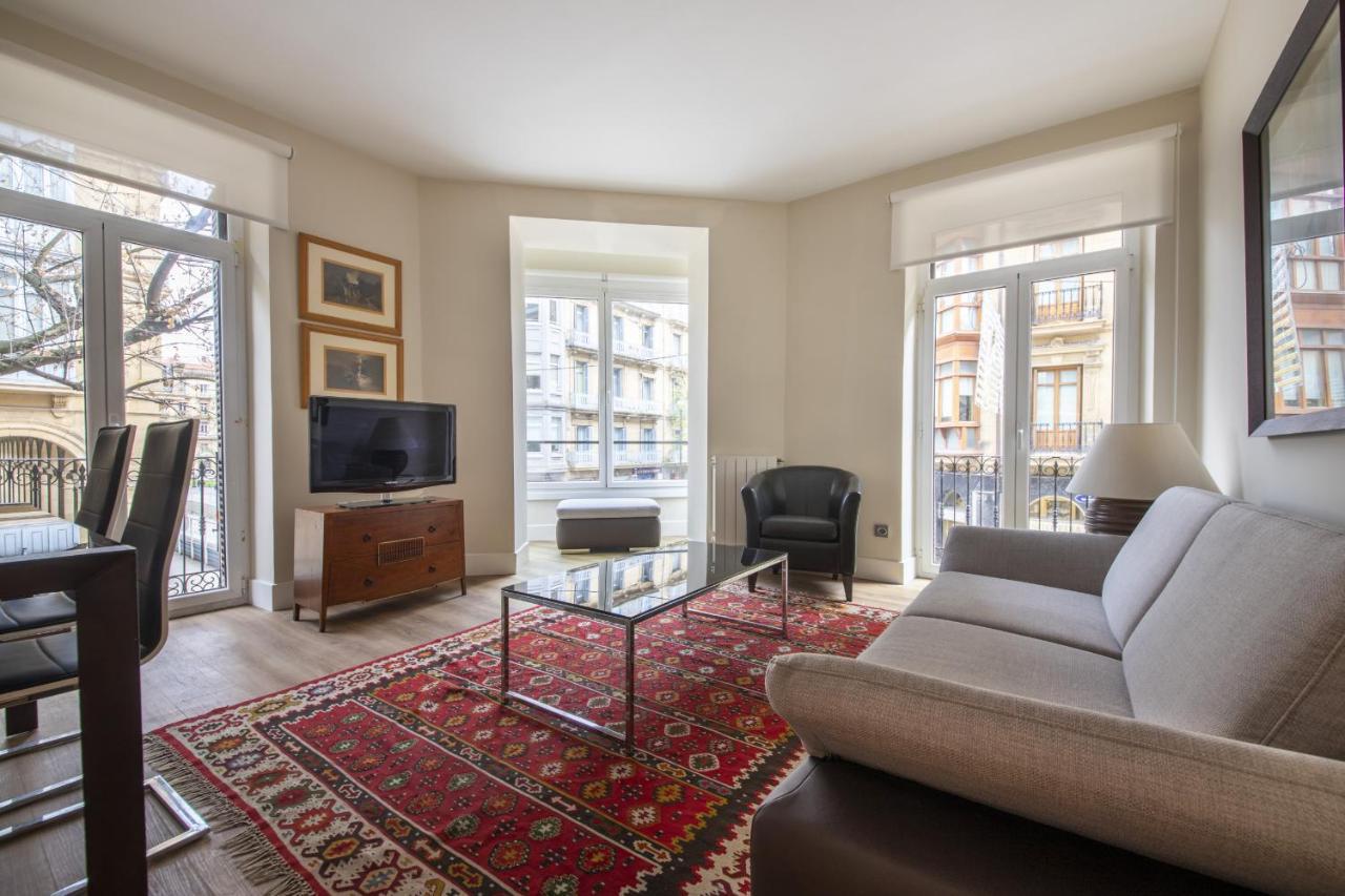Апартаменты Urbieta Korner - Local Rentss Сан-Себастьян Экстерьер фото